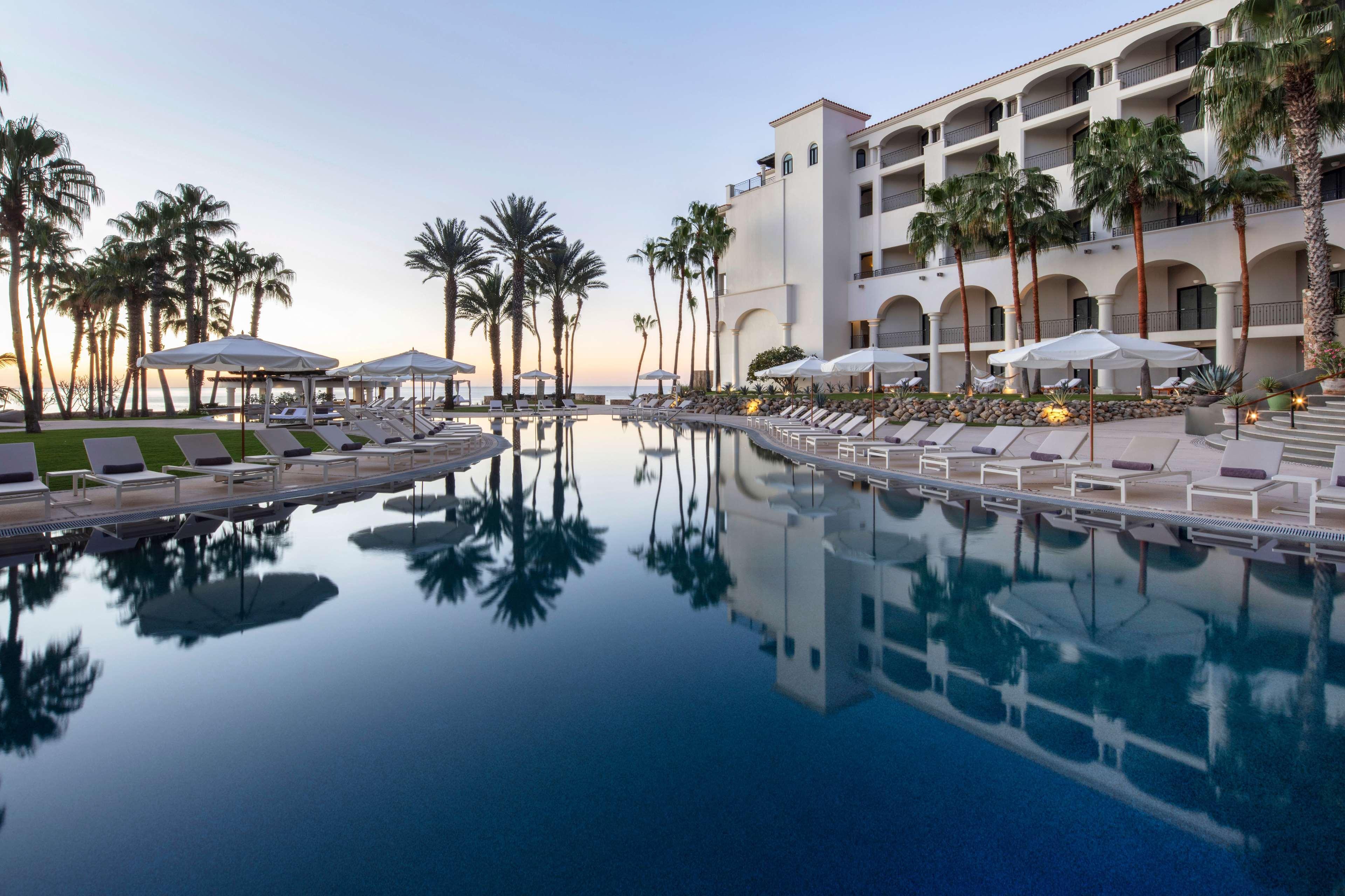 Resort Hilton Cabos Beach&golf 5*