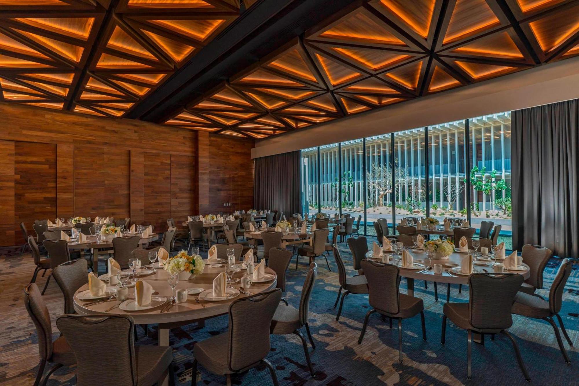 Solaz, A Luxury Collection Resort, Cabos Hotel 5*