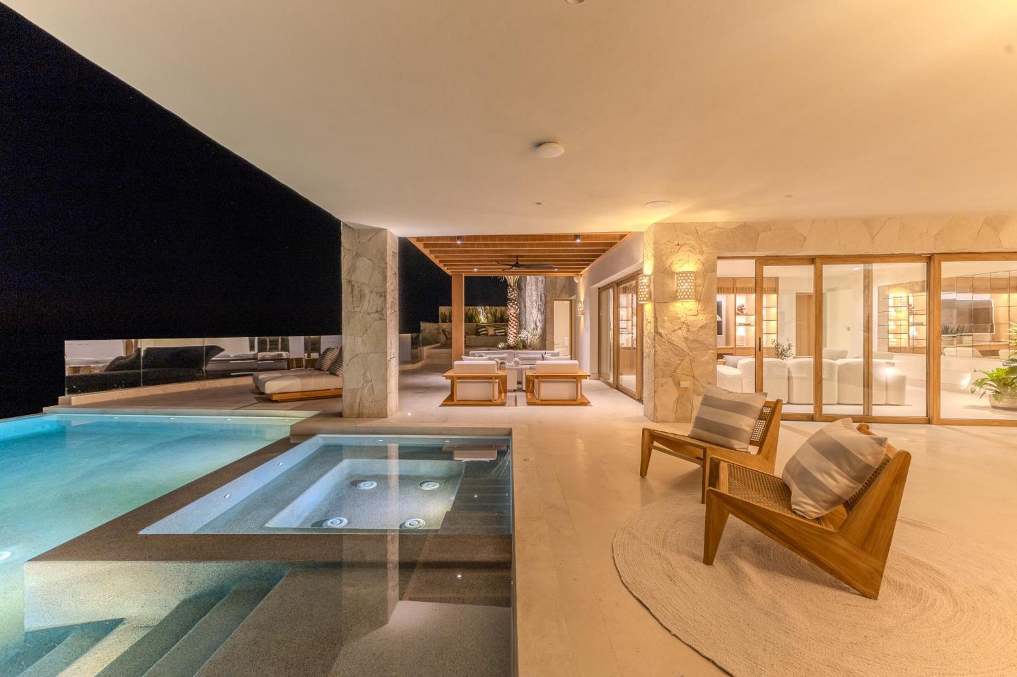 New Stunning Villa, Full Staff, Gym And Has Its Own Private Swimmable San Jose del Cabo
