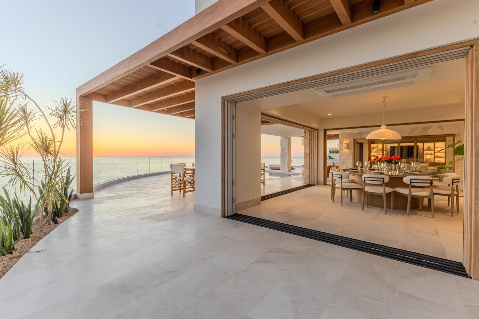 New Stunning Villa, Full Staff, Gym And Has Its Own Private Swimmable Villa San Jose del Cabo