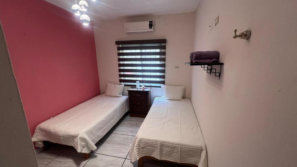 Сasa de vacaciones Casa Con Alberca Y Entrada Independiente *