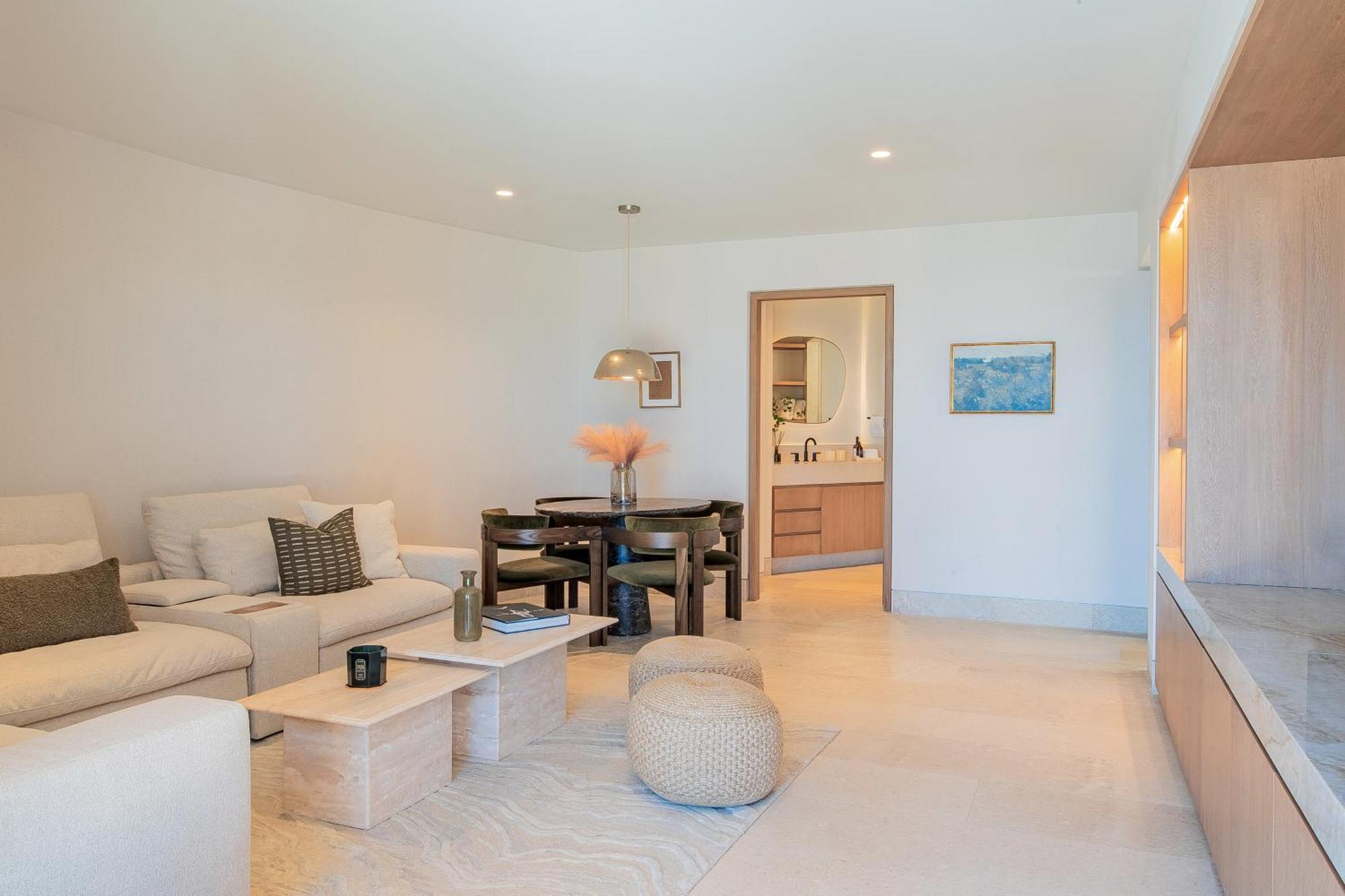 New Stunning Villa, Full Staff, Gym And Has Its Own Private Swimmable San Jose del Cabo