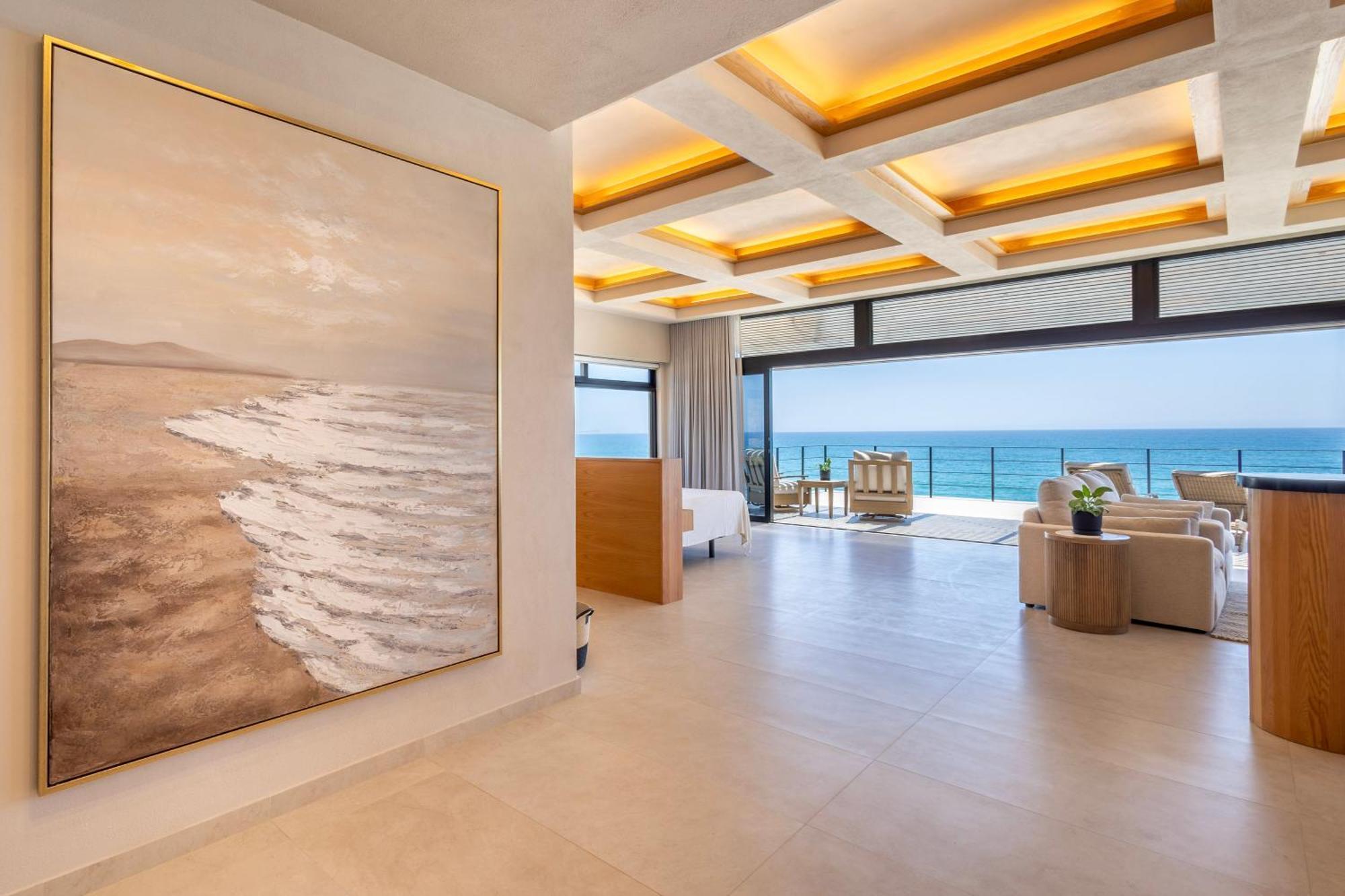 Cabo Break Hotel 4*