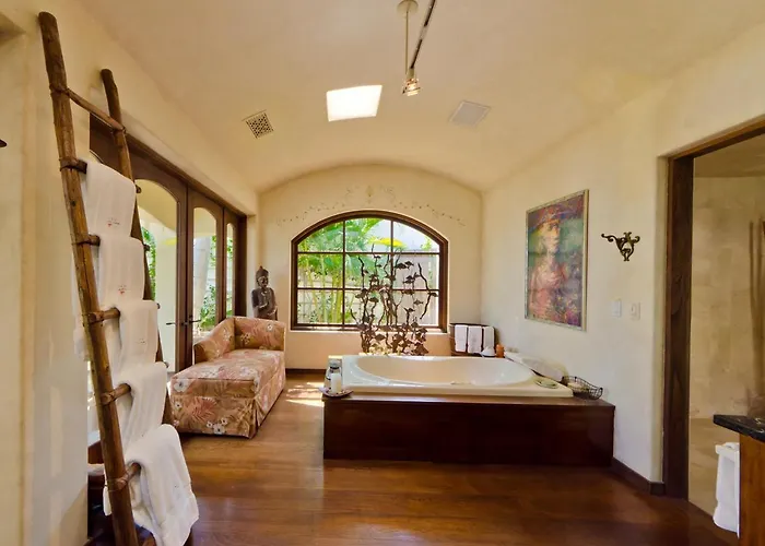 Casa Captiva Vacation Dream Home Elegant Beachside Living Sleeps 14