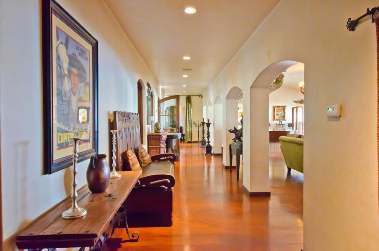 Casa Captiva Vacation Dream Elegant Beachside Living Sleeps 14 * San Jose del Cabo