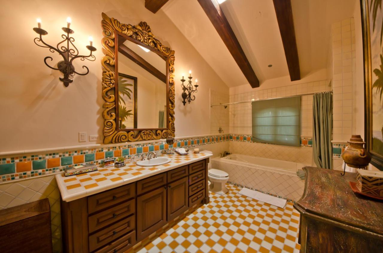 Villa Casa Captiva Vacation Dream Elegant Beachside Living Sleeps 14 San Jose del Cabo
