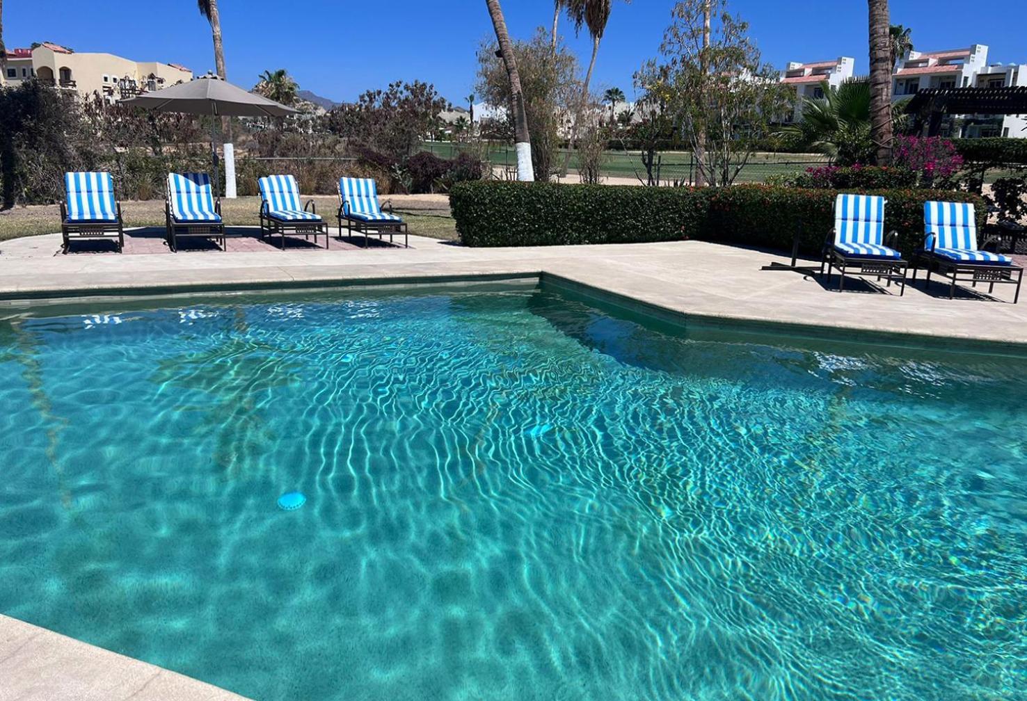 One Or 2 Bedrooms With Lock Off In Apartment San Jose del Cabo