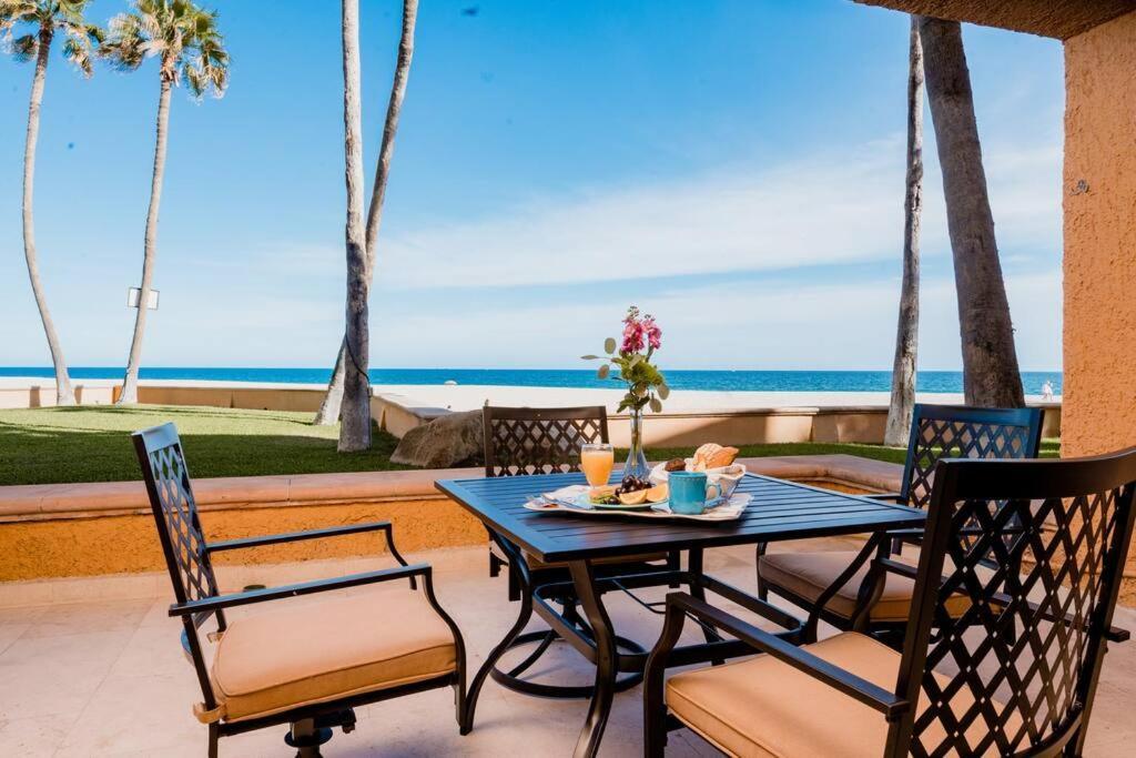 Departamento Frente De Playa En La Jolla De Cabo Apartment