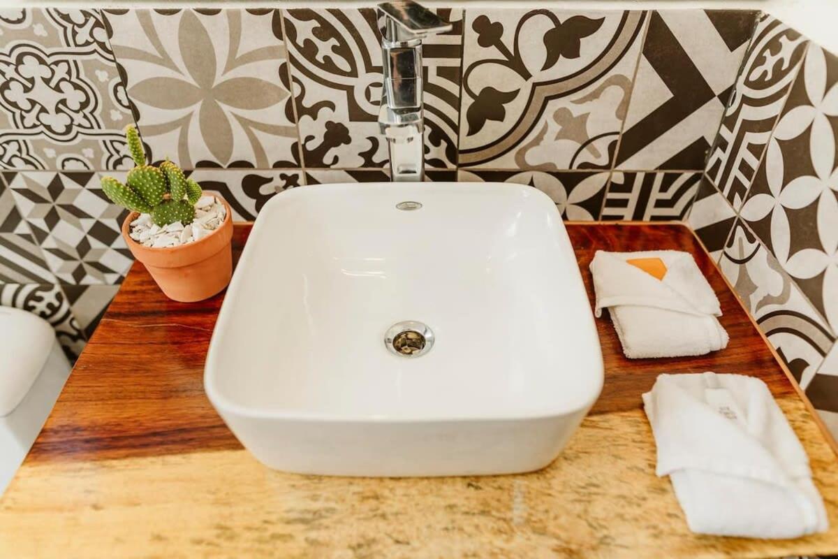 3 Incredible King In Boutique San Jose del Cabo