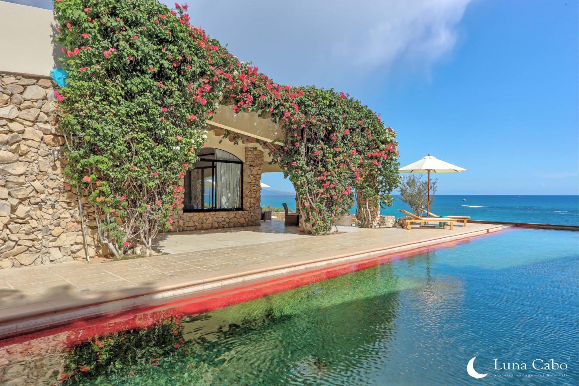 Beachside Paradise, Heated Pool, Sunsets & Bbq Villa *