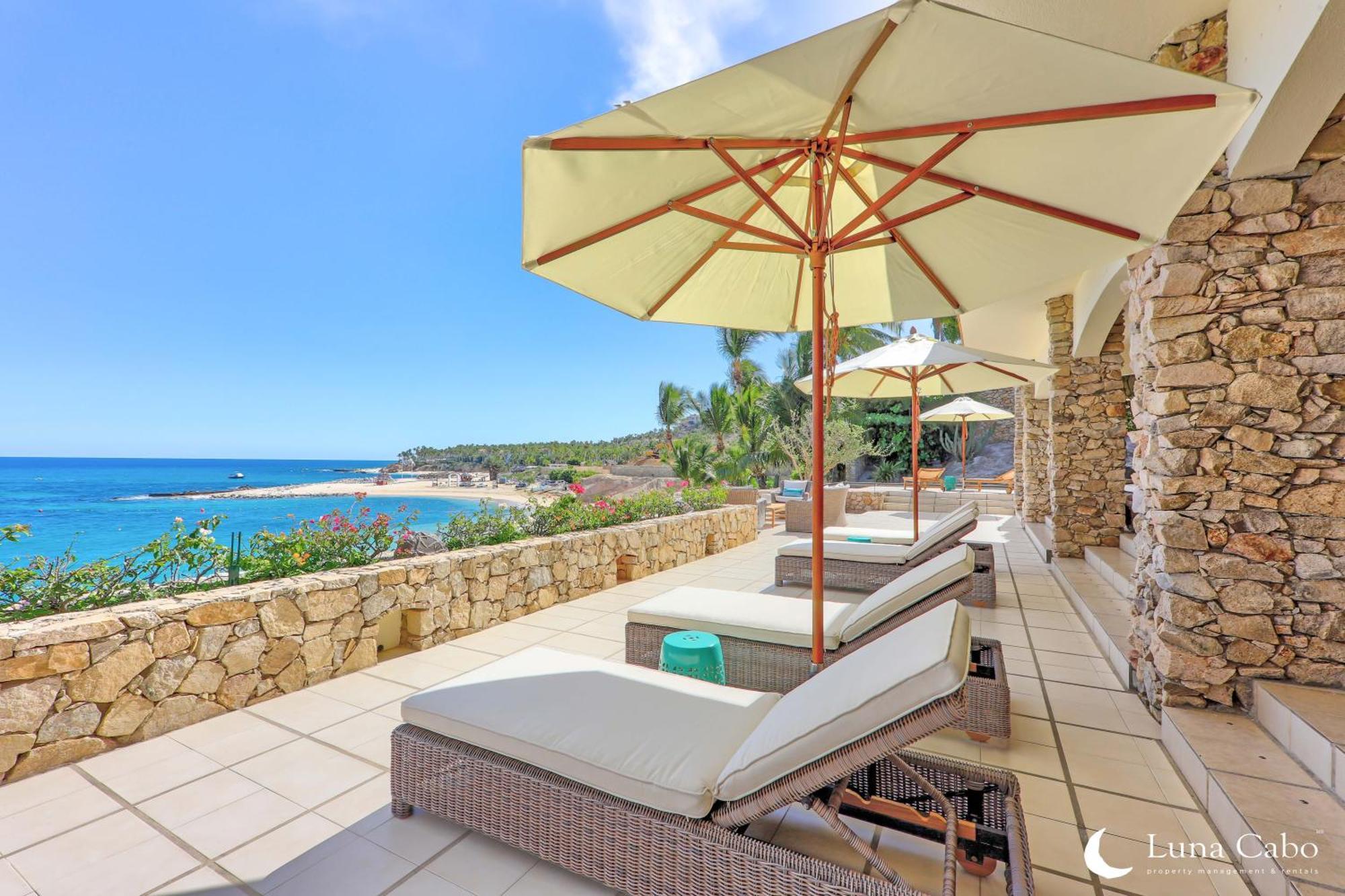 Villa Beachside Paradise, Heated Pool, Sunsets & Bbq *