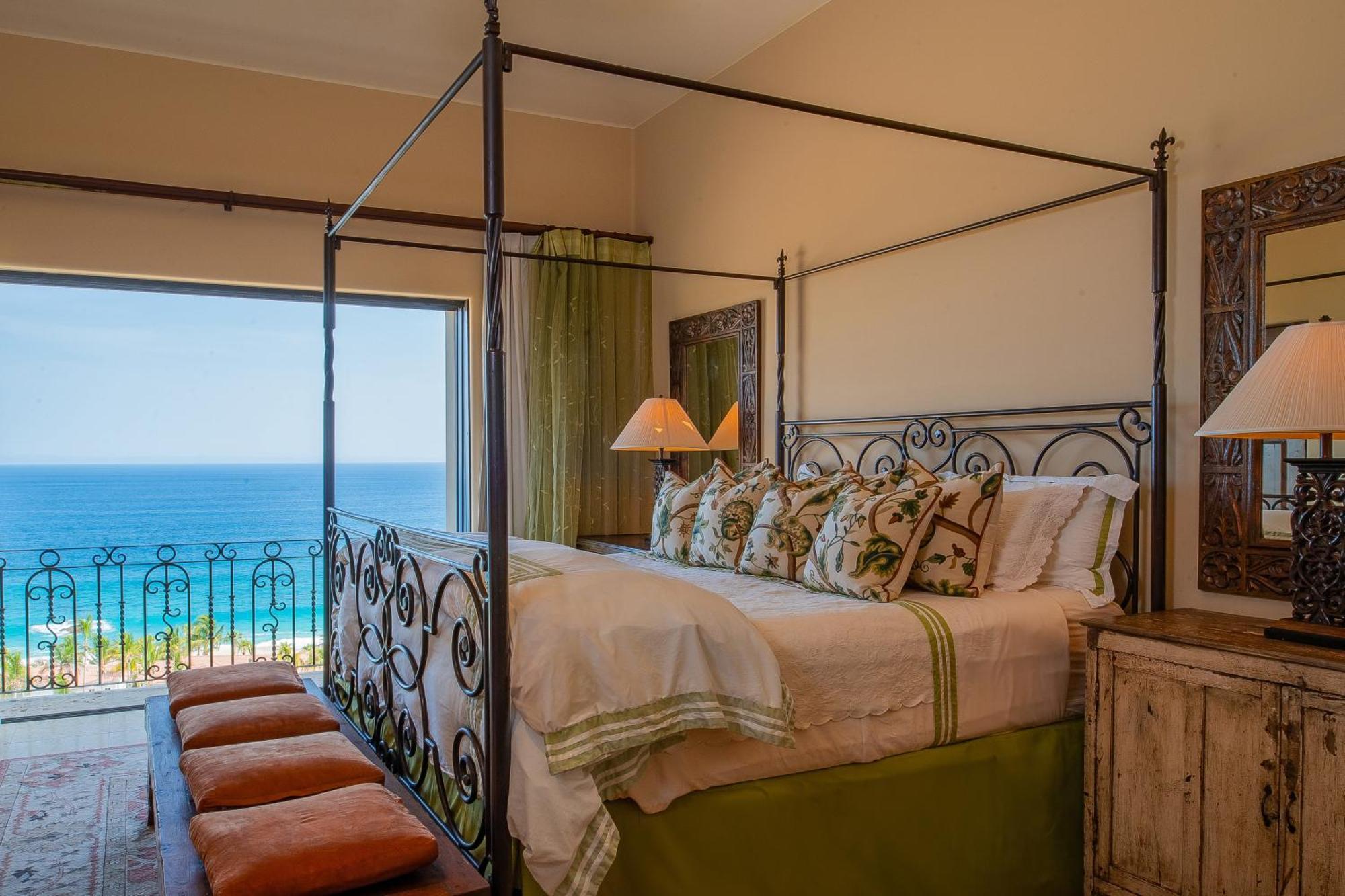 Villa Del Mar Fully Staffed And Access To Golf & Palmilla Dunes Club