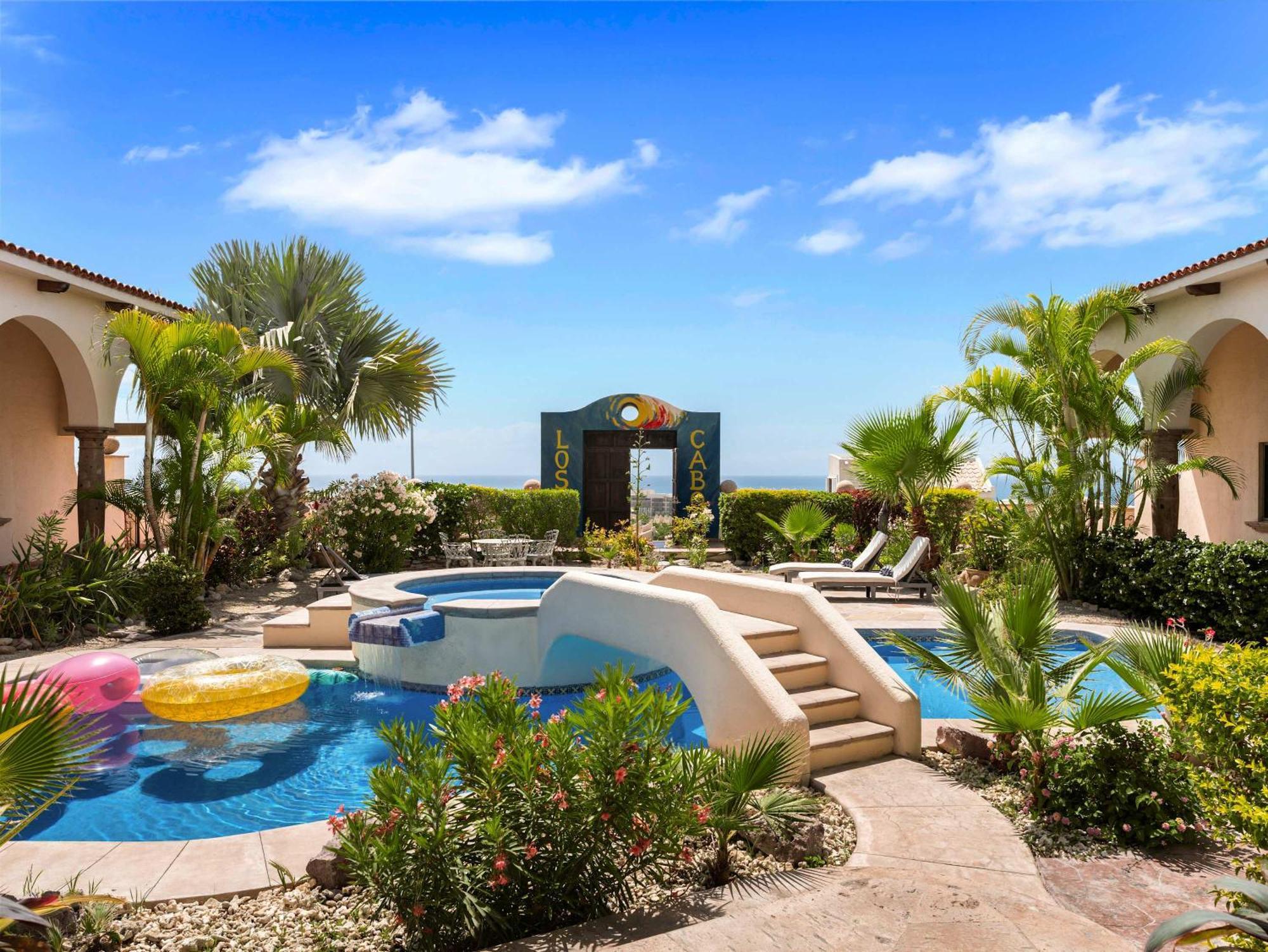 Elegant Hacienda For 20, Ocean Views, Pool Holiday home