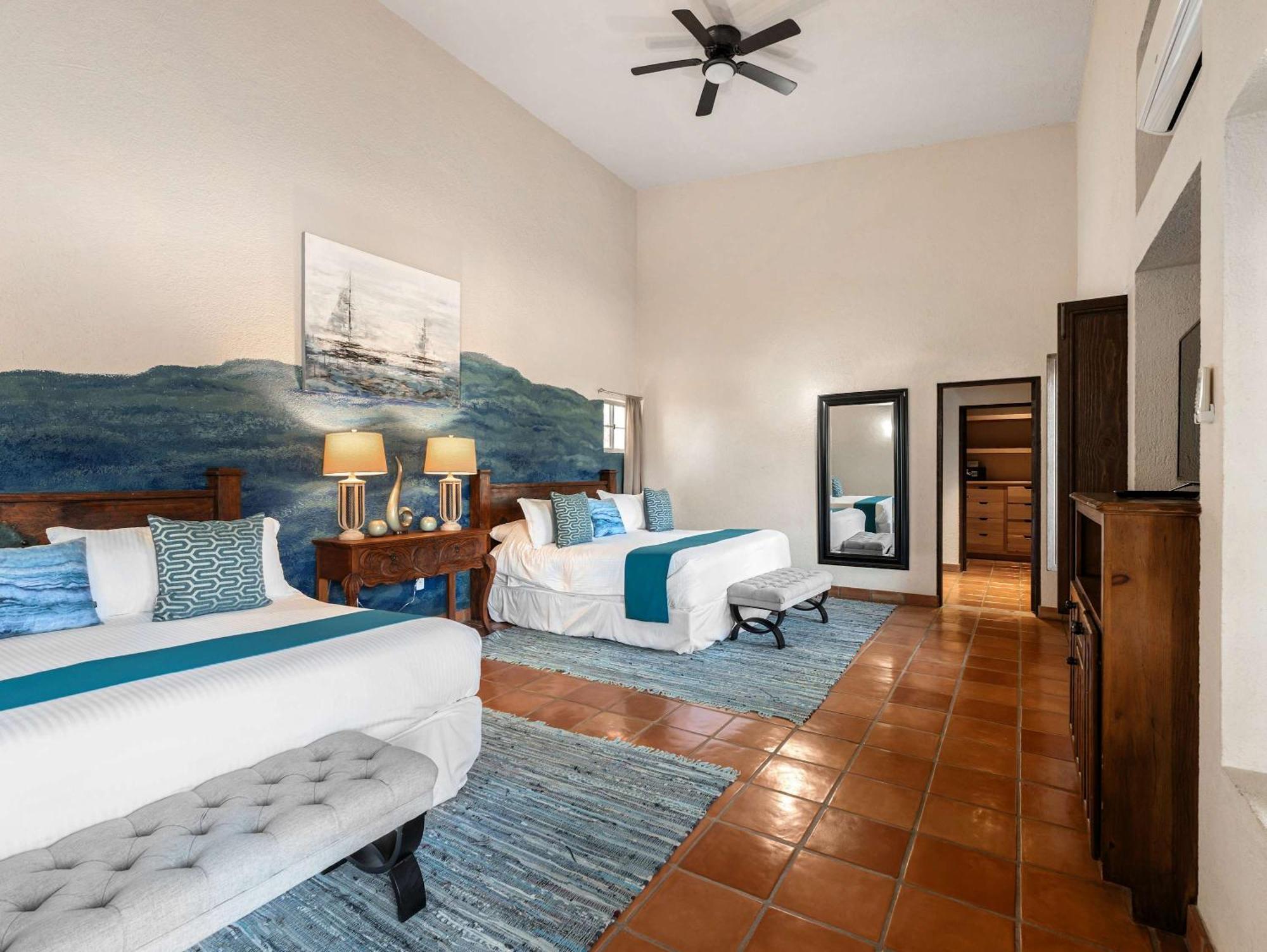 Elegant Hacienda For 20, Ocean Views, Pool