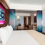 Krystal Grand Los Cabos
