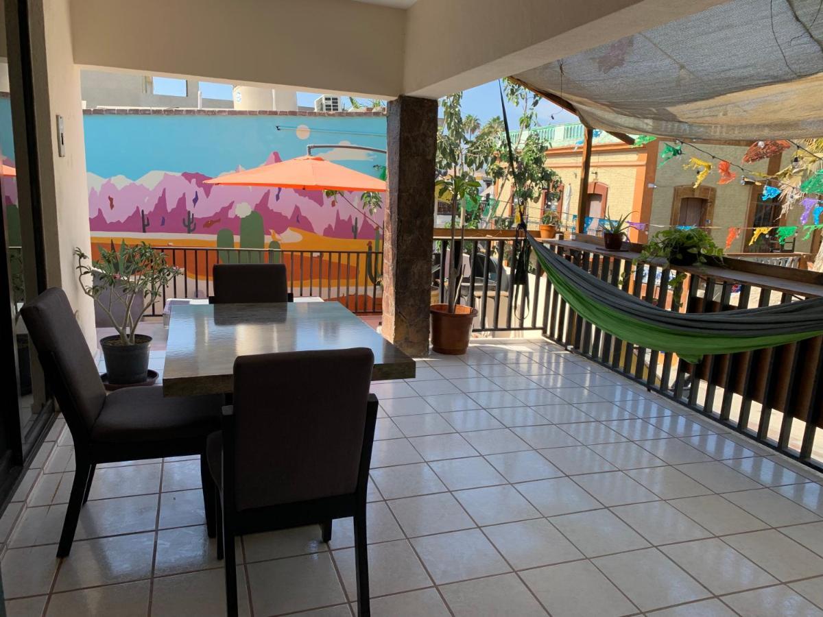 Desert Heart Hostel *
