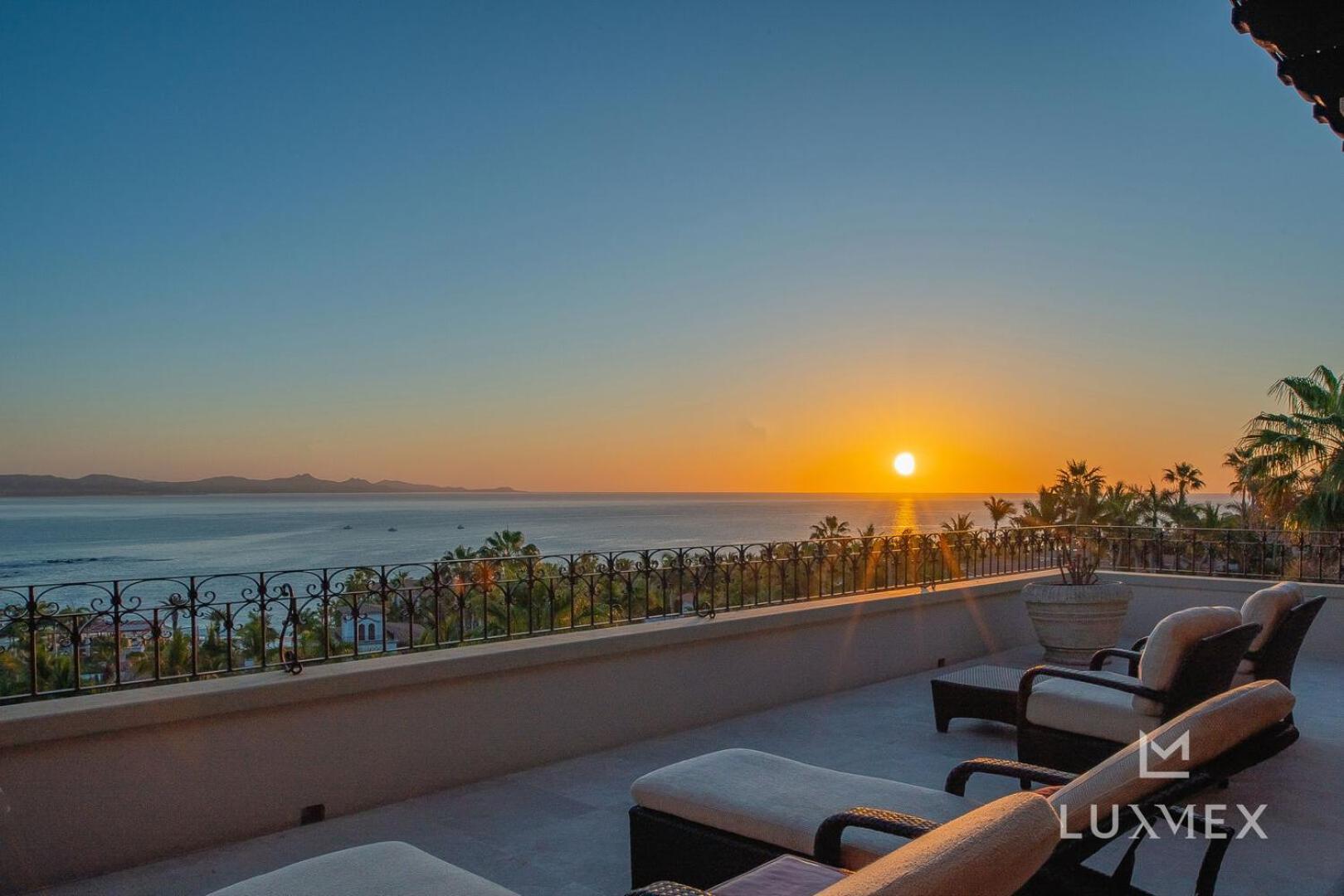Villa Luxurious Seclusion At Palmilla Fully Staffed - Swimmable *