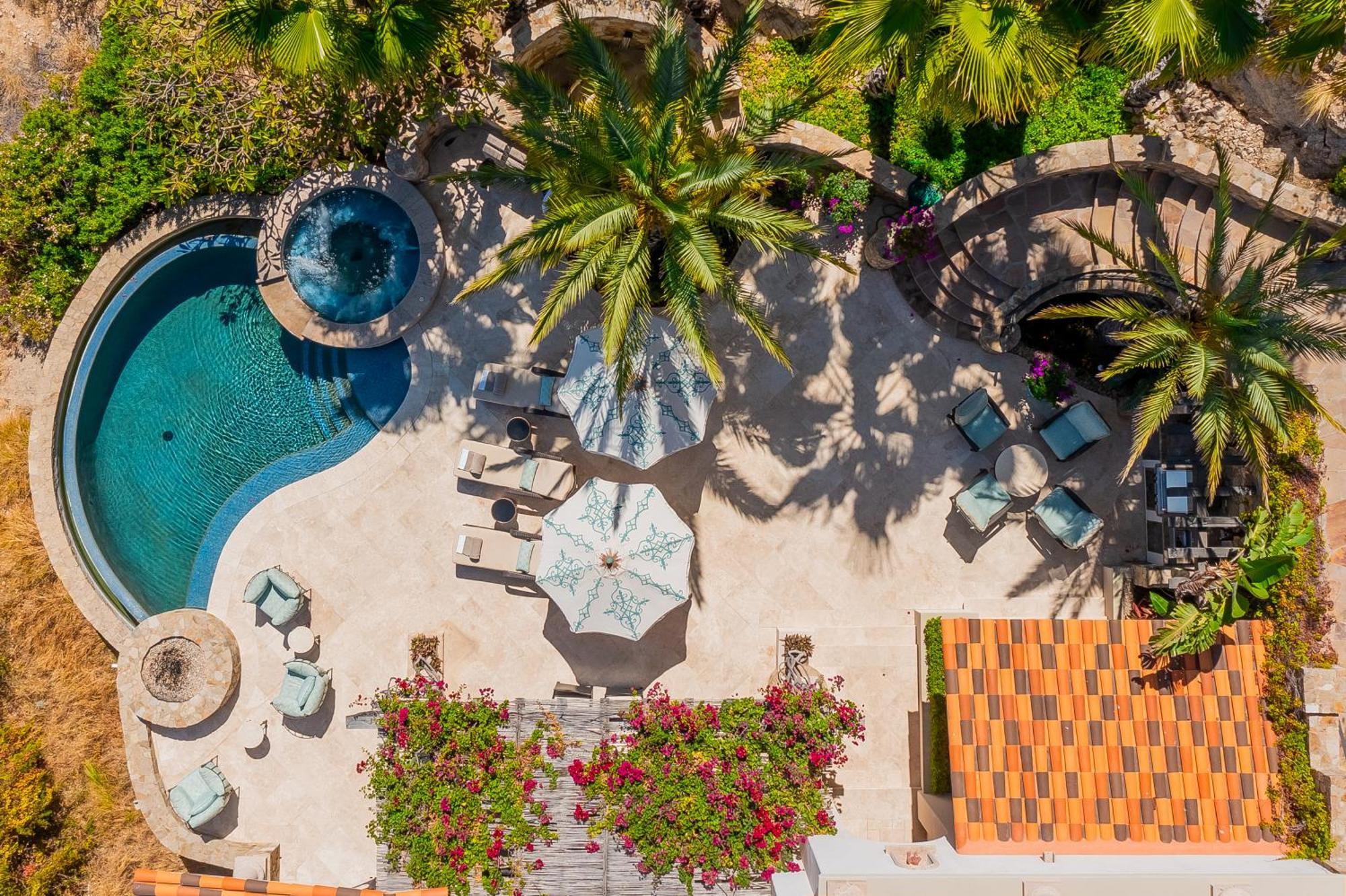 Luxurious Seclusion At Palmilla Fully Staffed - Swimmable Villa