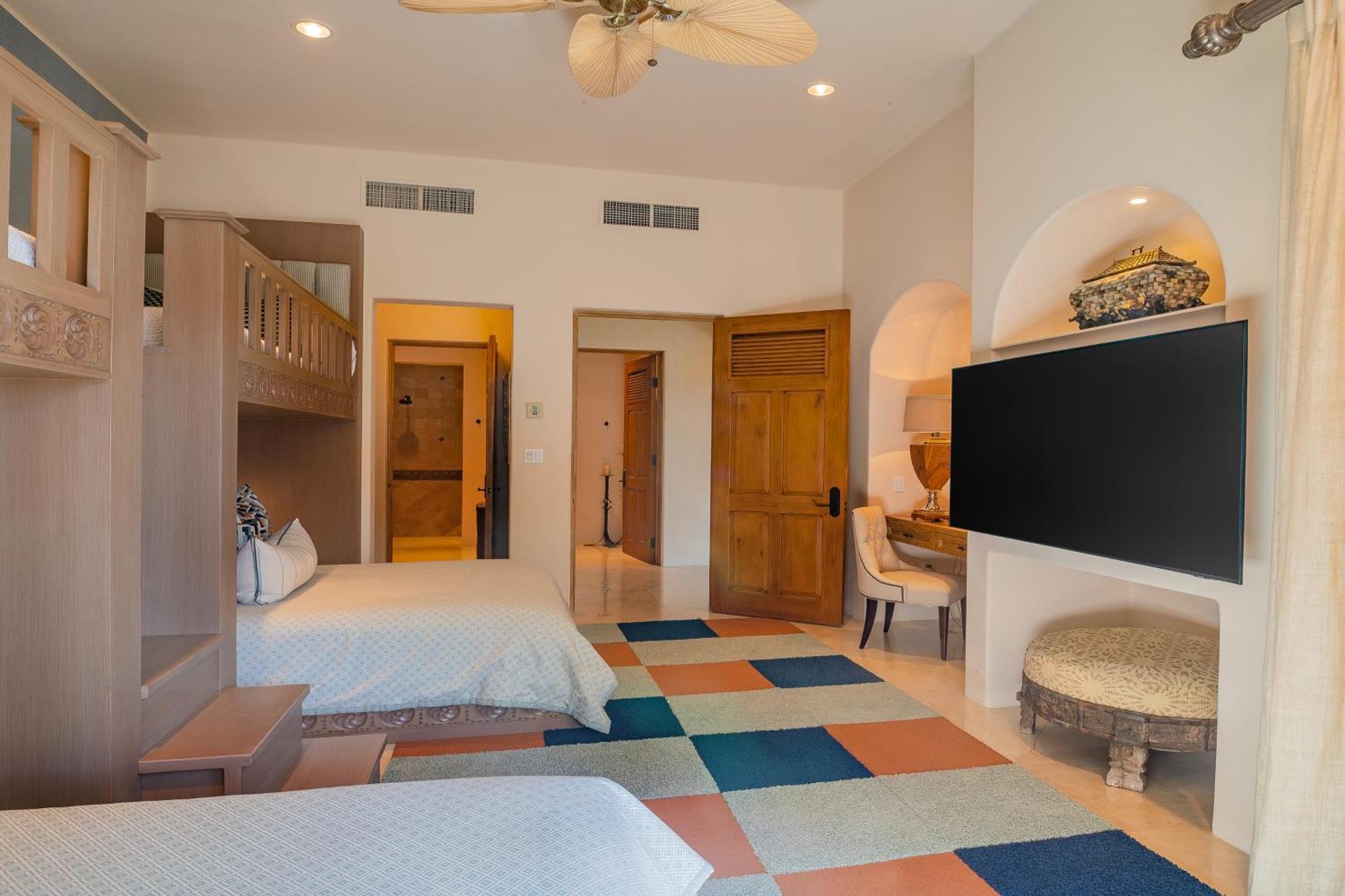 Luxurious Seclusion At Palmilla Fully Staffed - Swimmable Villa *