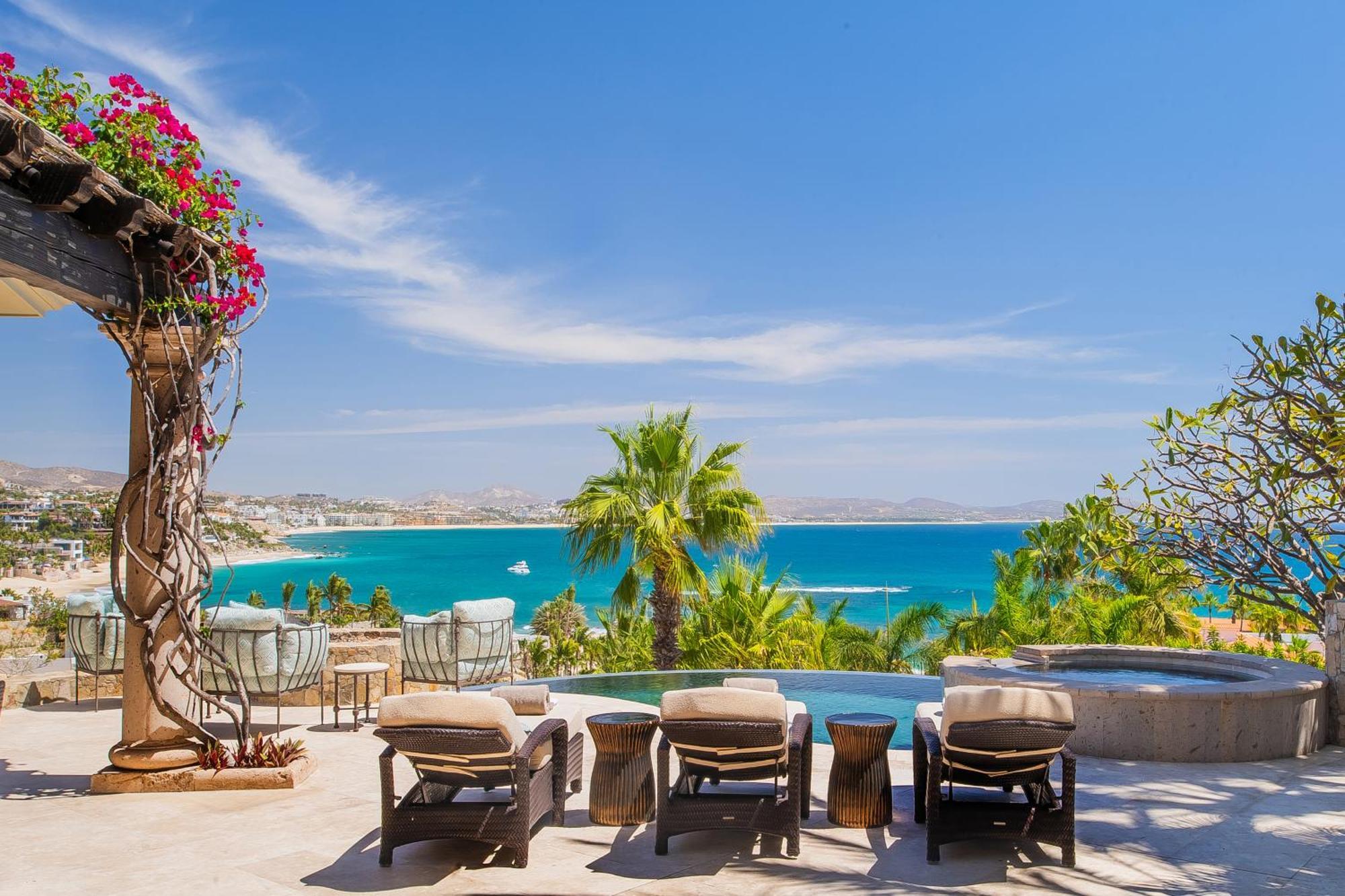 Villa Luxurious Seclusion At Palmilla Fully Staffed - Swimmable