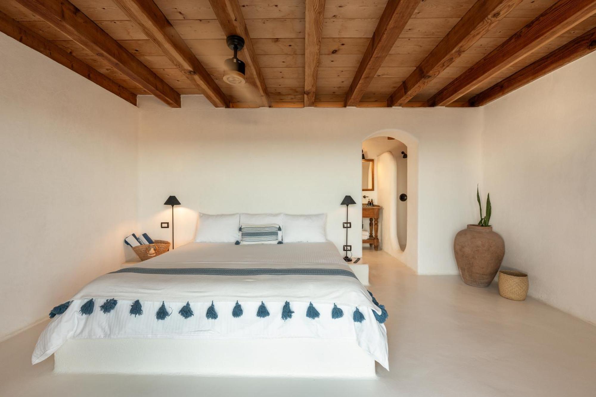 Nest Baja Hotel 4*