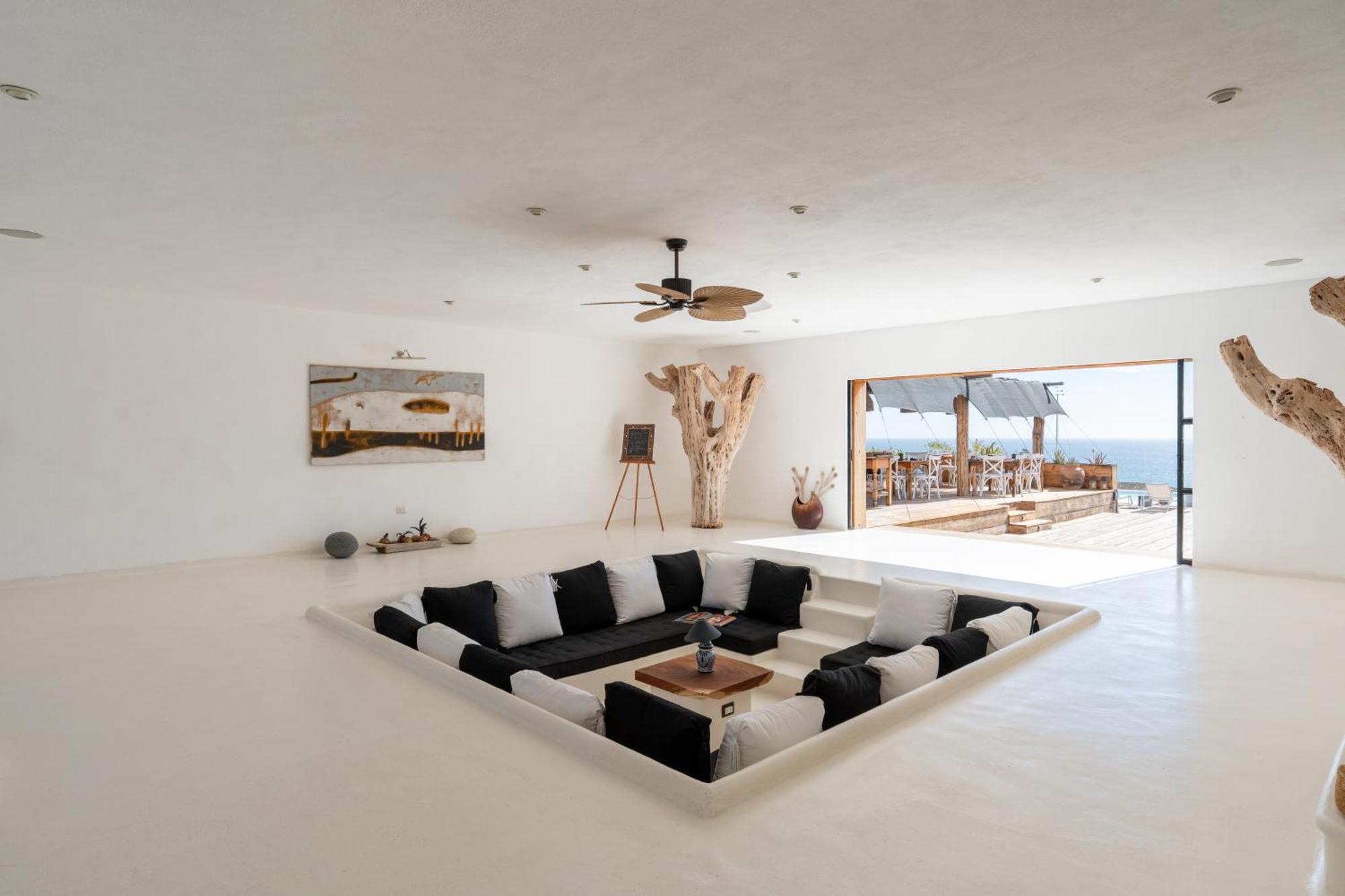 Nest Baja San José del Cabo